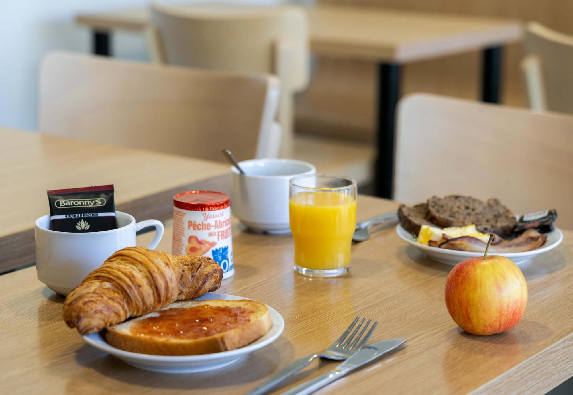 B&B Hotel Lorient Lanester Eksteriør bilde