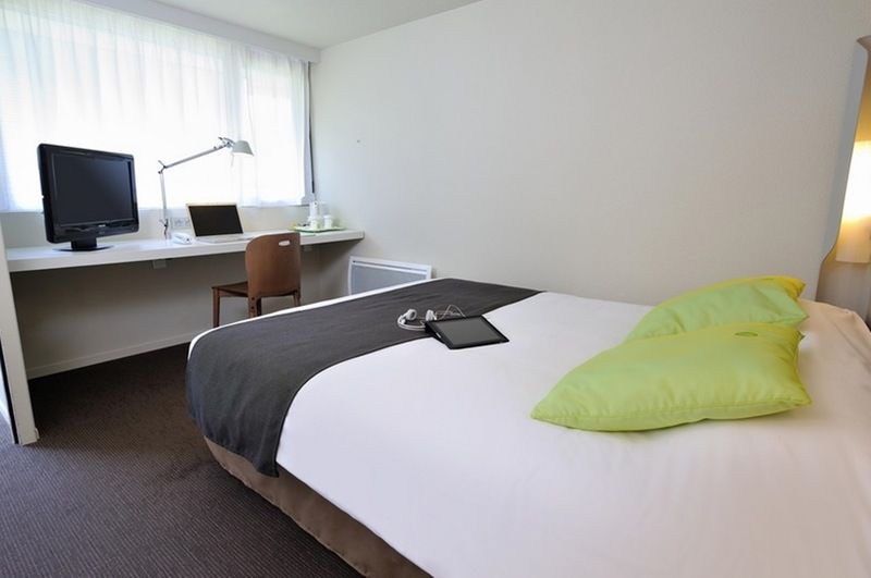 B&B Hotel Lorient Lanester Eksteriør bilde