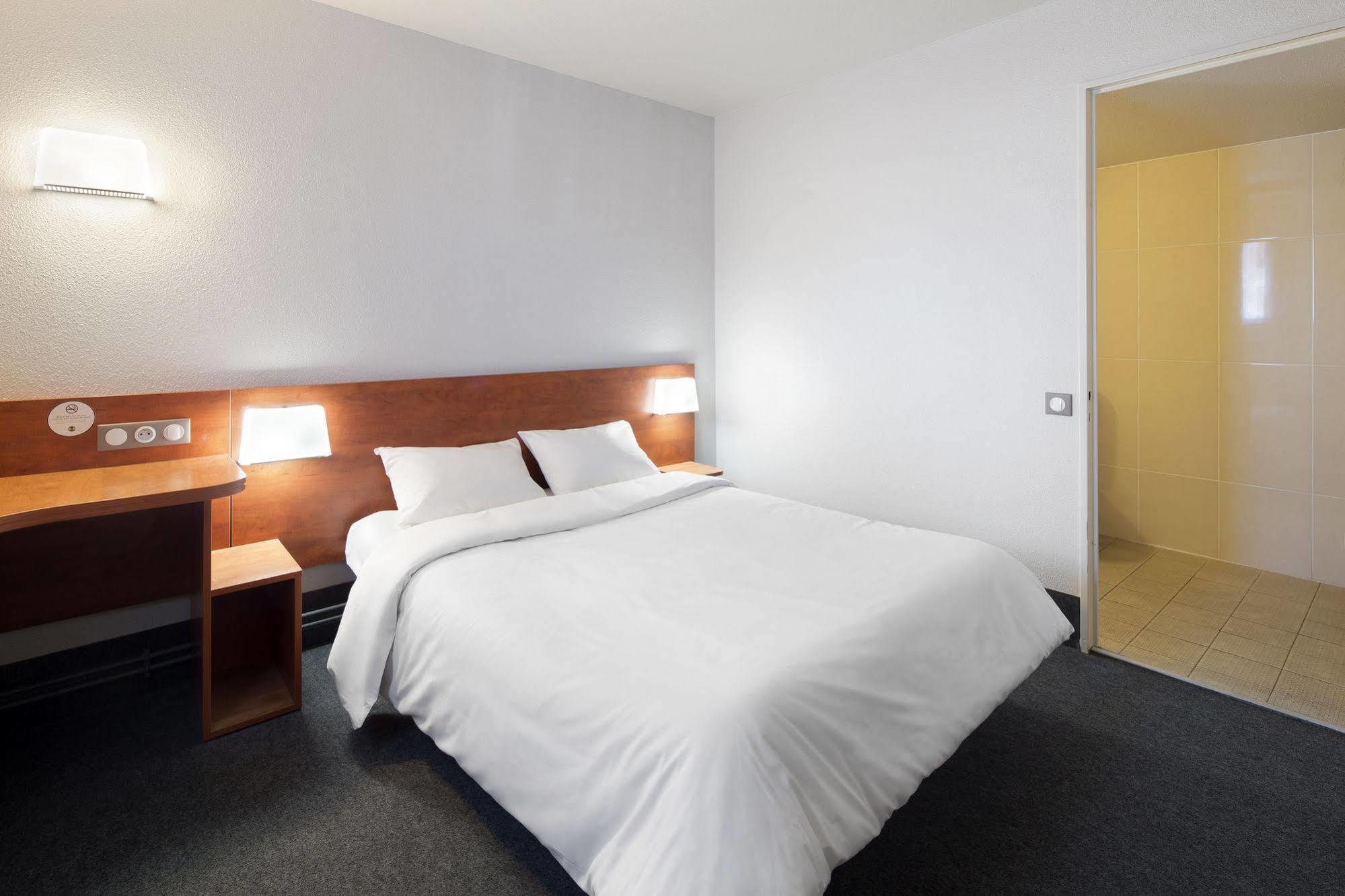 B&B Hotel Lorient Lanester Eksteriør bilde