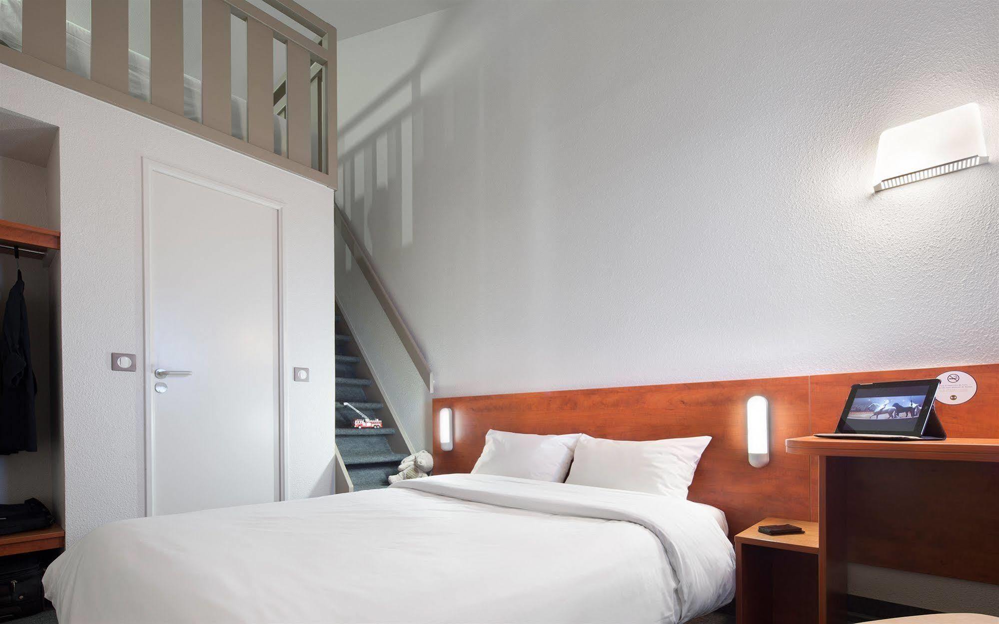 B&B Hotel Lorient Lanester Eksteriør bilde